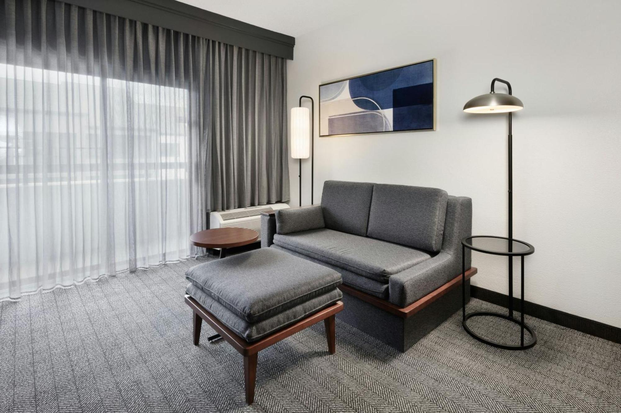 Courtyard By Marriott Atlanta Duluth/ Gwinnett Place Exterior photo